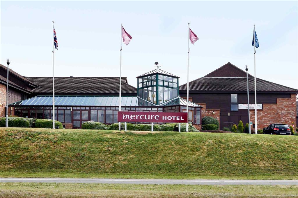 Mercure Hatfield Oak Hotel Buitenkant foto