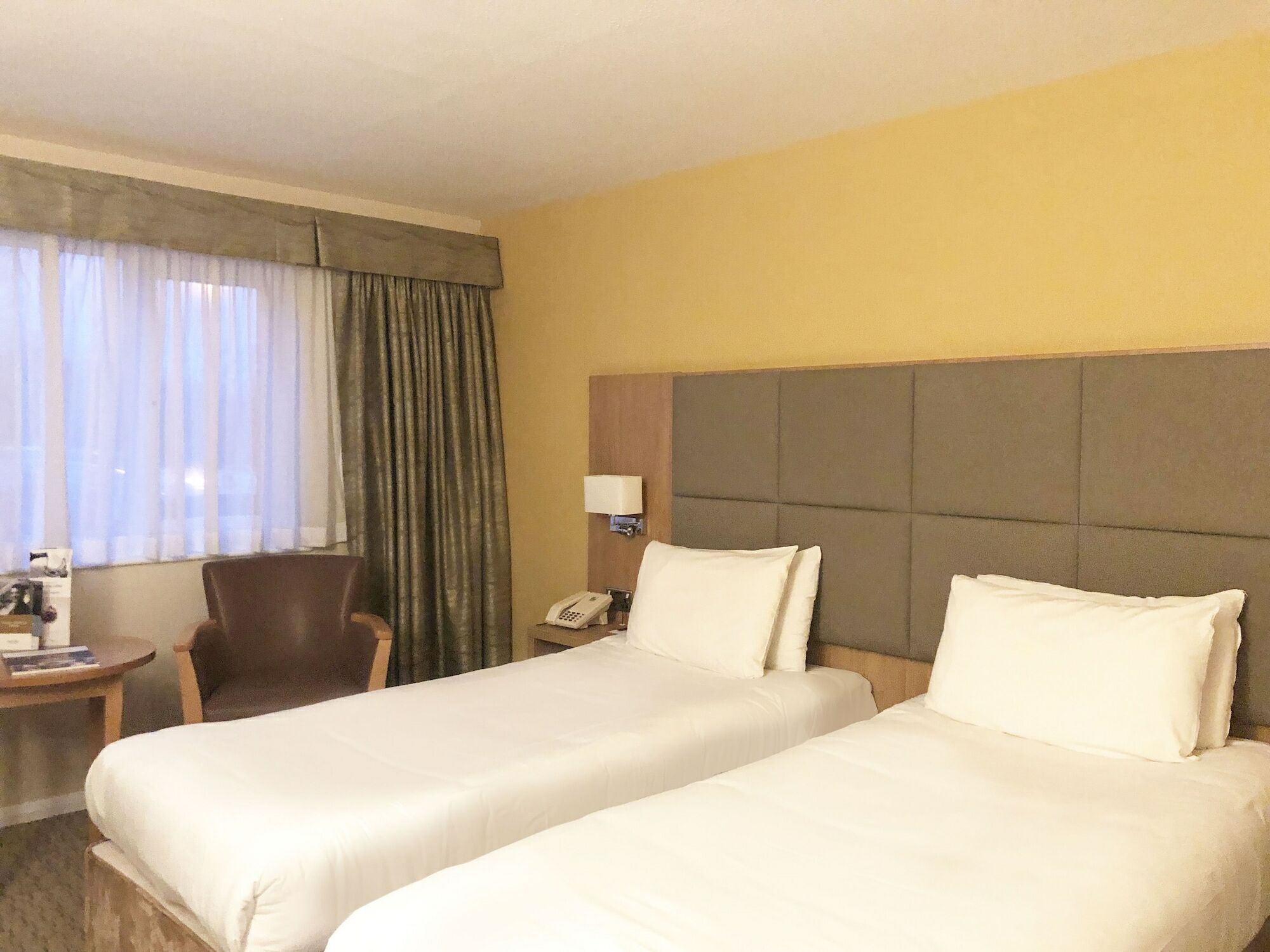 Mercure Hatfield Oak Hotel Buitenkant foto